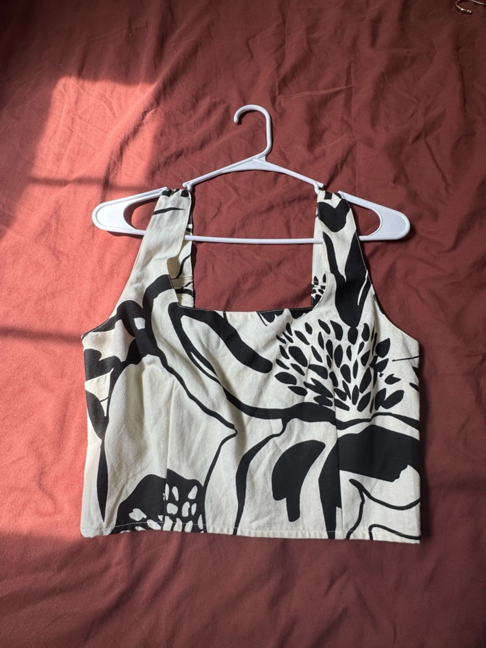 Cream and Black Floral Square-Neck Crop Top